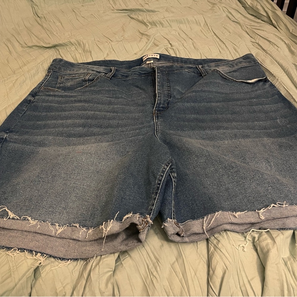 Ava and Vic Jeans Shorts size 26 with 7.5 inch inseam
